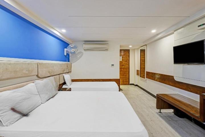 Hotel Group Of Cashew - - Nearest Metro Station New Delhi